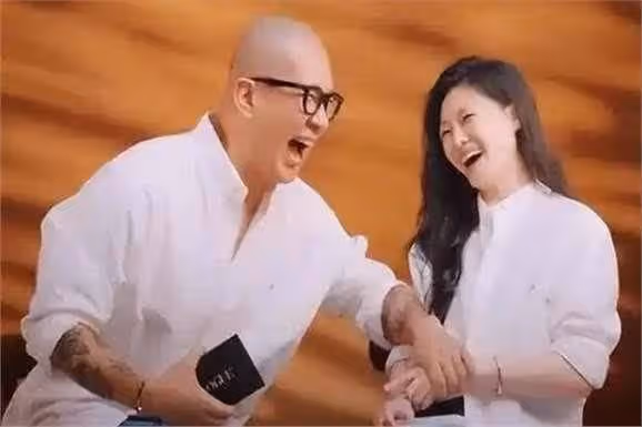 汪小菲殺瘋了!幾十次上訴4億賠付後,他用160萬台幣切斷大S退路