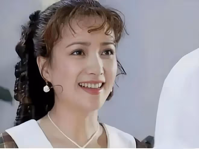 最美妲己傅藝偉,二婚再離,17歲艷壓群芳到52歲入獄,如今怎樣?