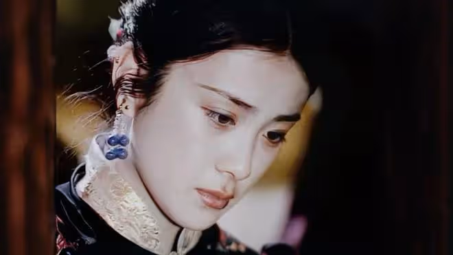 最美妲己傅藝偉,二婚再離,17歲艷壓群芳到52歲入獄,如今怎樣?