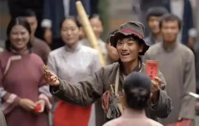 陳月末:14歲留學,28歲回國,父親陳寶國為何不想讓他當演員?