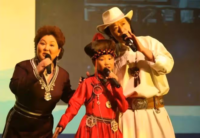 吉祥三寶現狀:父親早已去世,女兒遠嫁韓國生子,母親孤獨一人