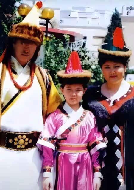 吉祥三寶現狀:父親早已去世,女兒遠嫁韓國生子,母親孤獨一人