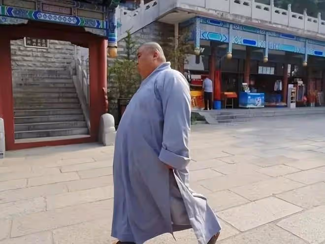 為什麼和尚每天吃素,卻肥頭大耳,看看他們的伙食就懂了!