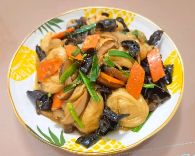 素炒油麵筋(素菜)