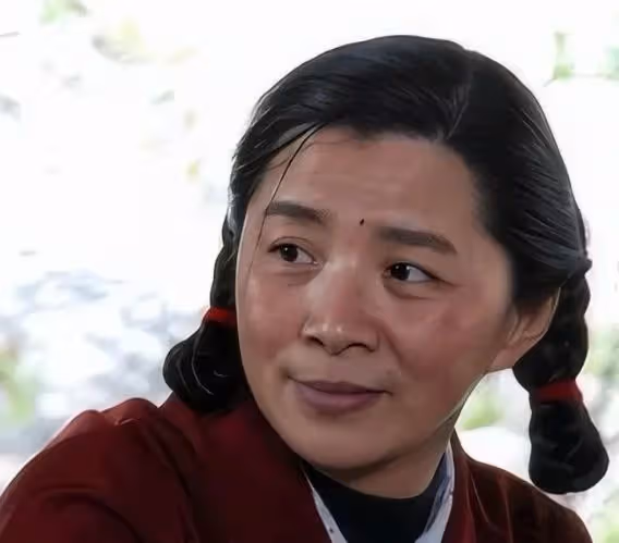 惡婆婆專業戶出演《小巷人家》,當年是氧氣大美女!