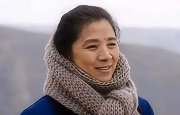 惡婆婆專業戶出演《小巷人家》,當年是氧氣大美女!