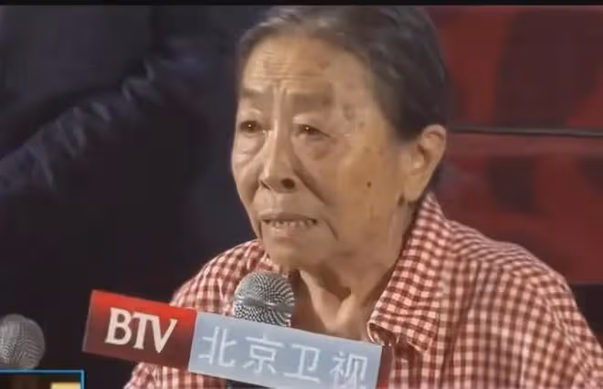 「丑娘」張少華:一生住在40平的房子,年輕時作惡年老後悔不已