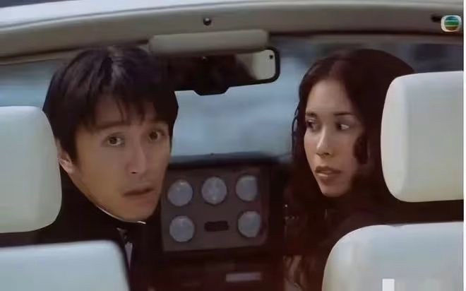 愛過周星馳,和舒淇老公虐戀9年,41歲嫁初戀,她是娛樂圈真頂流