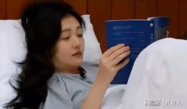大S沒錢失勢被嫌棄了?S媽在節目中公然吐槽大S很煩,主動示好小S