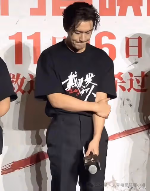 黃曉明成接盤俠?被迫低頭道歉後,還有更炸裂的,葉珂懷孕時間存疑