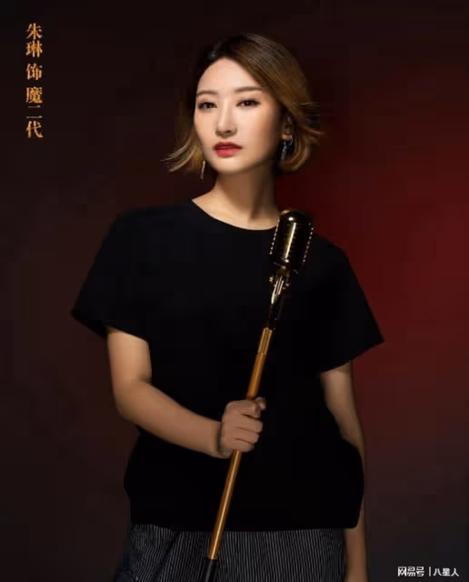 郭德綱外甥王九龍結婚!德雲社上百人到場,于謙證婚郭麒麟上台唱歌
