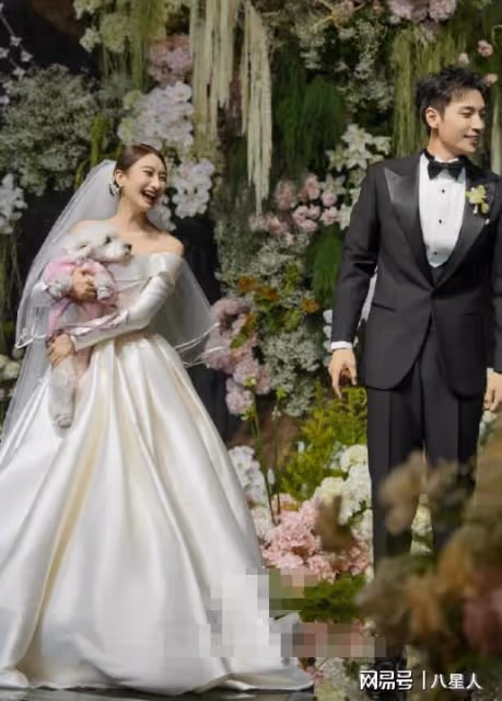 郭德綱外甥王九龍結婚!德雲社上百人到場,于謙證婚郭麒麟上台唱歌