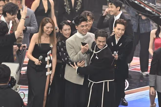 26歲TVB女星台慶搶先拿下獎項,入行三年終被看見,曾演重頭劇被吐槽