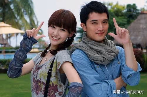 與唐嫣分手後,8年不談戀愛,卻在40歲娶小3歲混血妻子後再度爆紅