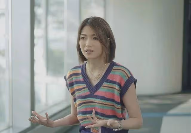 香港人氣女星宣布離巢TVB,節目上主動求工作,與老公準備生二胎