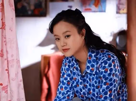 從「土妞」到嫁男神生子!何翯如何逆襲成人生大贏家
