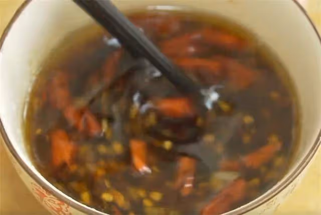 秋冬菠菜要這樣吃,我家一周吃4次,開胃又下飯,越吃越過癮