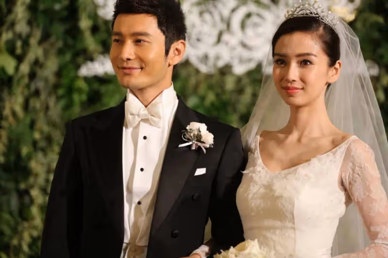 網紅妖怪曝光黃曉明與前妻楊穎離婚原因！她們仍相愛？