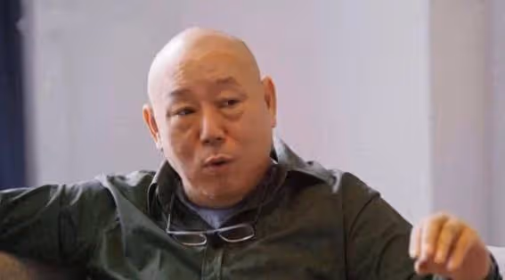 李成儒當眾痛罵兒子一無是處,30年不聞不問,如今卻想要父子之情李成儒當眾痛罵兒子一無是處,30年不聞不問,如今卻想要父子之情