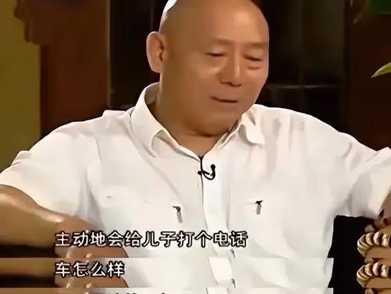 李成儒當眾痛罵兒子一無是處,30年不聞不問,如今卻想要父子之情李成儒當眾痛罵兒子一無是處,30年不聞不問,如今卻想要父子之情