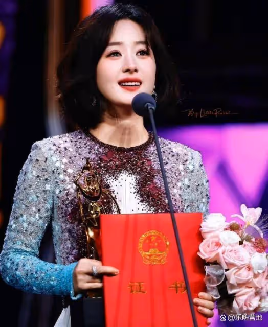 與趙麗穎離婚三年,馮紹峰說了分開原因,助其離婚後成人生贏家