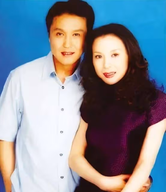 他們是「人藝五虎」:生活中親如兄弟,命運各有不同!
