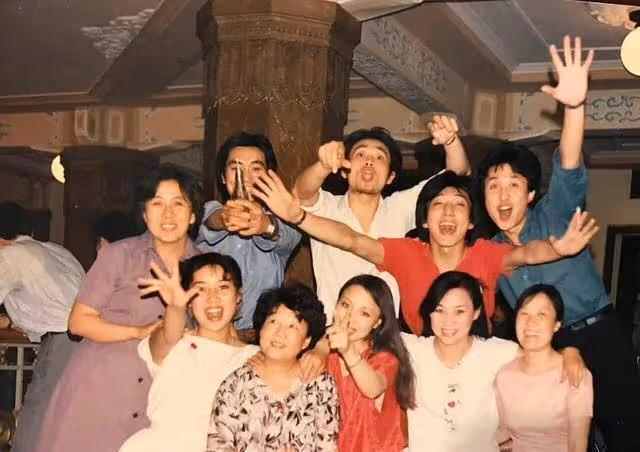 他們是「人藝五虎」：生活中親如兄弟，命運各有不同！