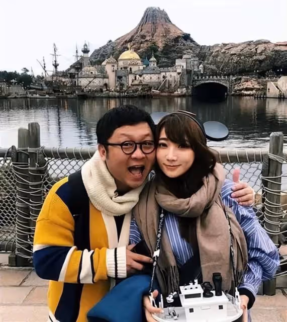 納豆成功求婚女友！求婚誓詞令人落淚，明年他們將舉辦婚禮