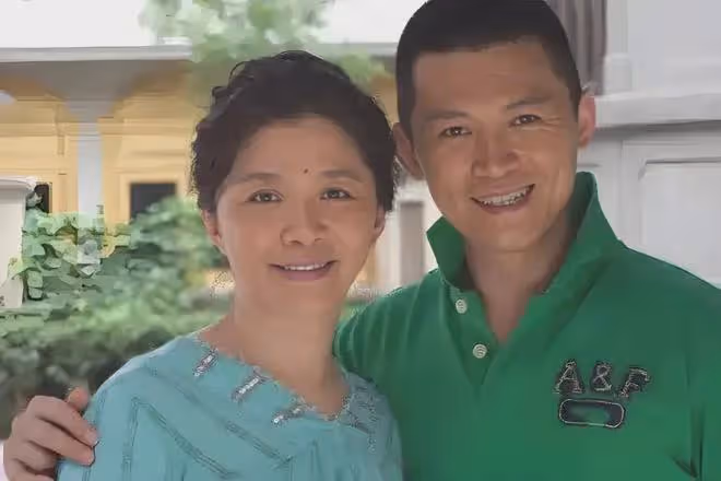 原來他們是夫妻，因戲生情恩愛40年，演完《小巷人家》終於紅了