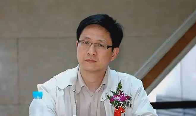 勞春燕:婚後不顧父母反對和丈夫分居,16年過去,她可曾後悔過?
