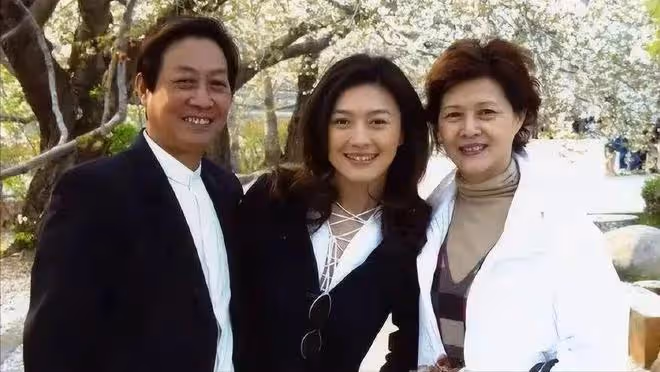 演員田海蓉:父親癱瘓,接連喪母喪夫,她的堅持讓人刮目相看