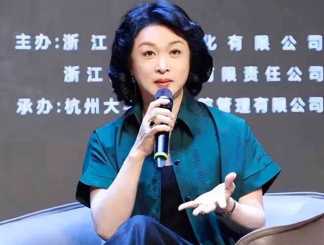 金星超話被清空,事業停擺已有16天,本人不再露面也不再更新
