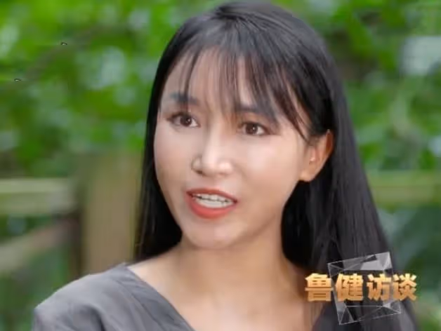 34歲李子柒和34歲王冰冰站在一起,我才徹底明白,什麼叫相由心生