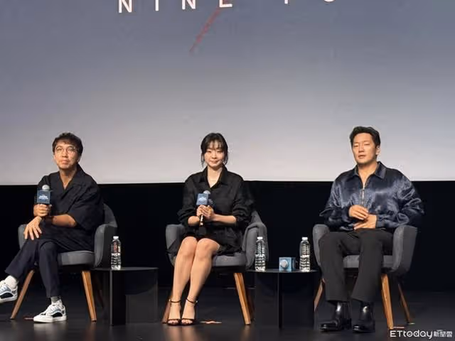 新加坡直擊/孫錫久「鞋還沒穿好」被cue上台 真實反應全曝光!