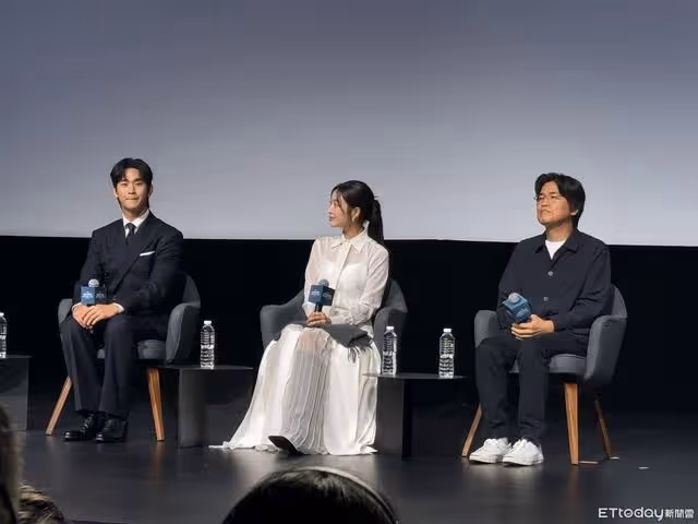 新加坡直擊/金秀賢訪問一半「突喊暫停」 下秒反應讓全場笑翻!