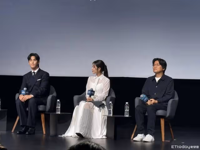 新加坡直擊/金秀賢訪問一半「突喊暫停」 下秒反應讓全場笑翻!