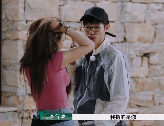有一種「算計」叫麥麥和李行亮，提出「離婚」後，才看懂這盤大棋