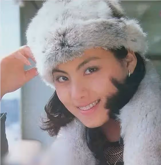 她28歲從13樓一躍而下,被母親罵:「連個男人都搶不來的廢物」