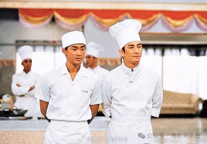 前TVB一哥壓軸出場掀熱議!回顧由Chok到被「嫌棄」變頂流歌手之路