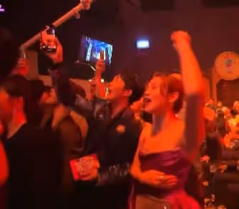 TVB豐滿小花未能和林峯抱抱當場扁嘴!不懼張馨月自稱是林太!曾曬合照稱像結婚