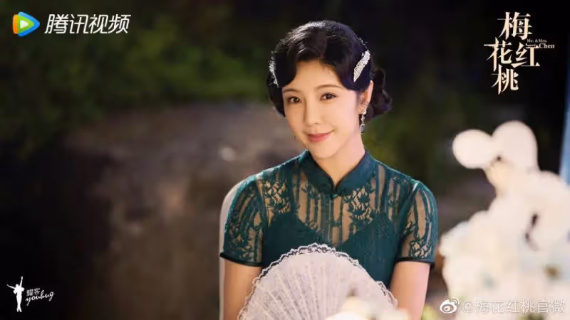 曾和景甜齊名工資最初僅5千!宅男女神趙奕歡仍性感火辣