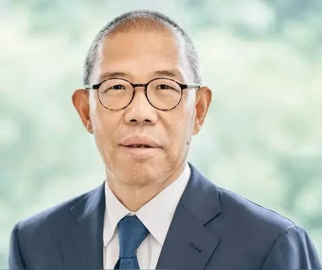 鍾睒睒回應兒子國籍問題：沒給他一分錢股權，農夫山泉是中國企業