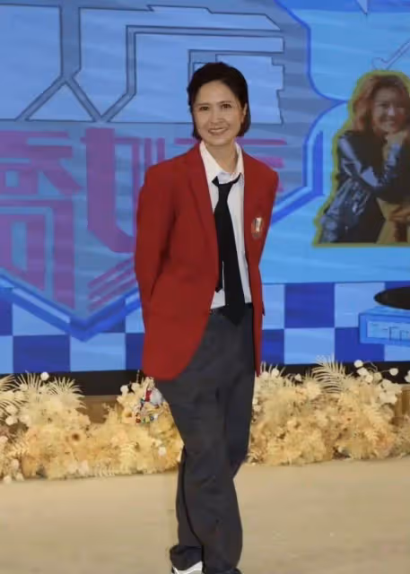 TVB前花旦邵美琪現身聚會!狀態秒殺眾人,任達華名模妻子琦琦都失色