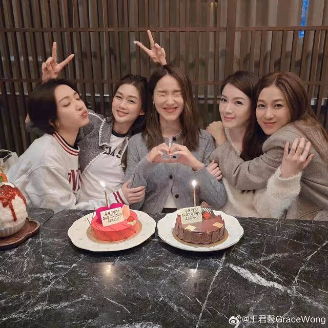 TVB高顏值姐妹團難得聚會!為兩女神慶生,嘟嘴合照太可愛