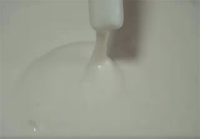 手不碰面,教你做懶人炸糕,不露餡不破皮,一個勺子就搞定,解饞