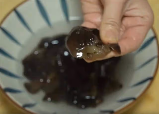 西蘭花千萬別用清水洗,等於吃蟲卵,教你清洗竅門,髒東西全跑光