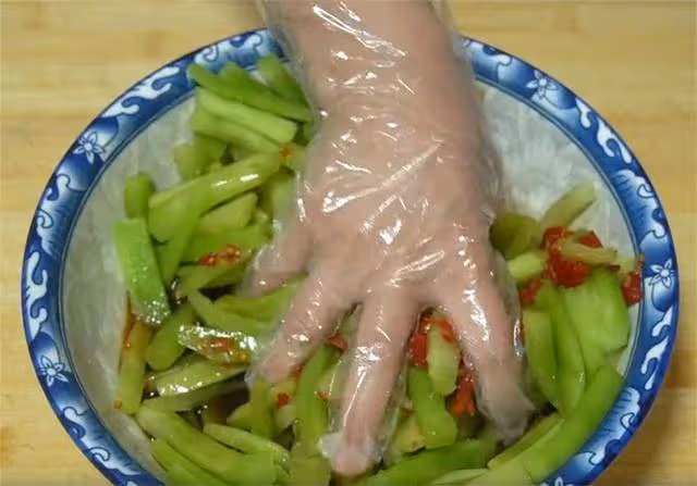 自從學會萵筍這種吃法,開胃下飯,天天吃都不膩,一次做6斤不夠