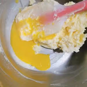 又香又酥的提子奶酥球