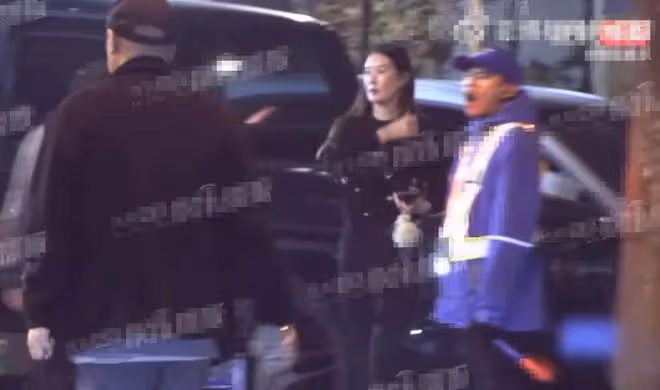 王寶強帶女友和好友聚餐,馮清太會持家,喝剩的酒不忘帶走!