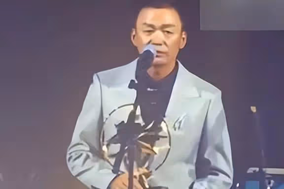 王寶強回擊波恩,曬轉帳證據和截圖,白紙黑字清清楚楚